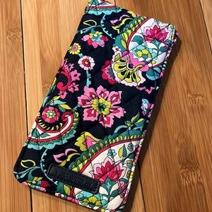 Vera Bradley - Paisley Sunglass Holder with Magnetic Closure